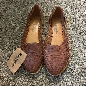 BearPaw Women's Tan Woven Flats